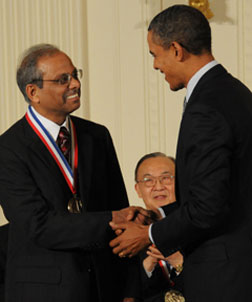 Rakesh Agrawal, Barak Obama