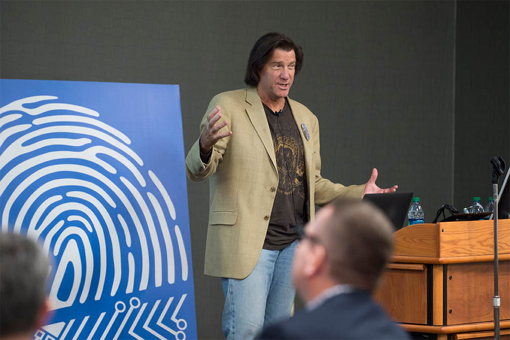 Chuck Hansen: 'How to Blow a Trillion Dollars of Other People's Money and Get Away with It?'