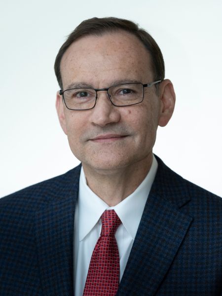 Headshot of Fabio Ribeiro