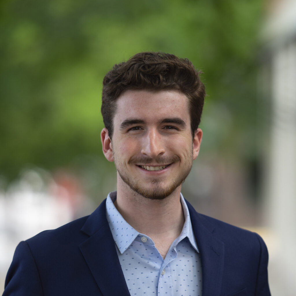 Photo of Grant Dierking