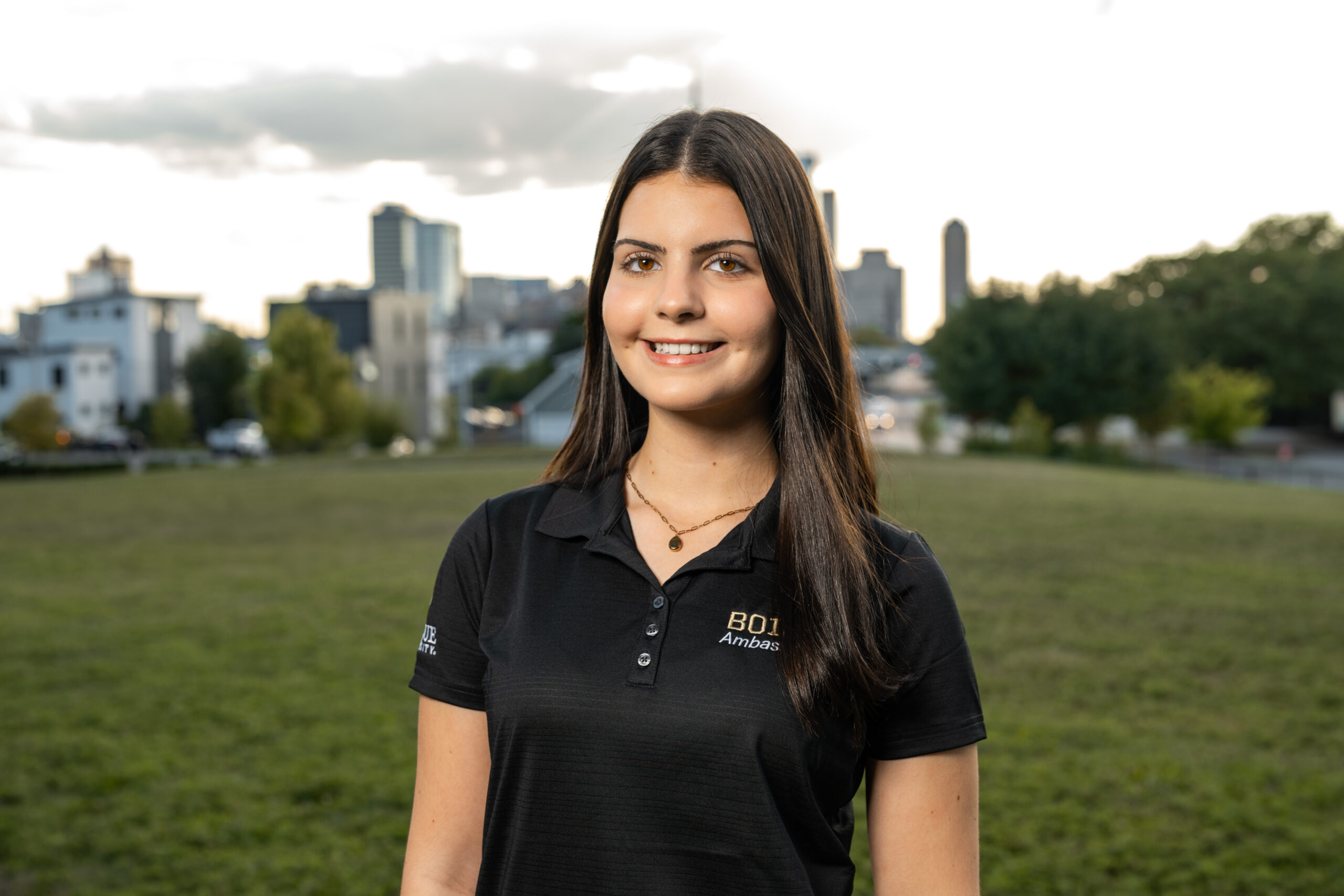 Milagros Melhem, Photographer, Social Media Content Creator