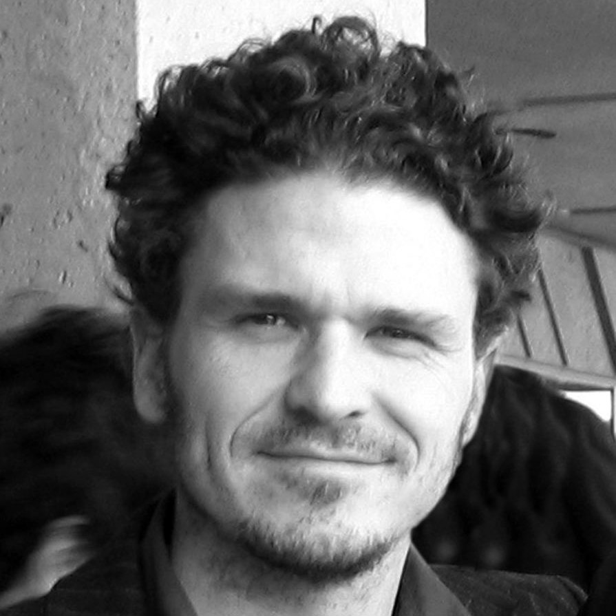 Dave Eggers