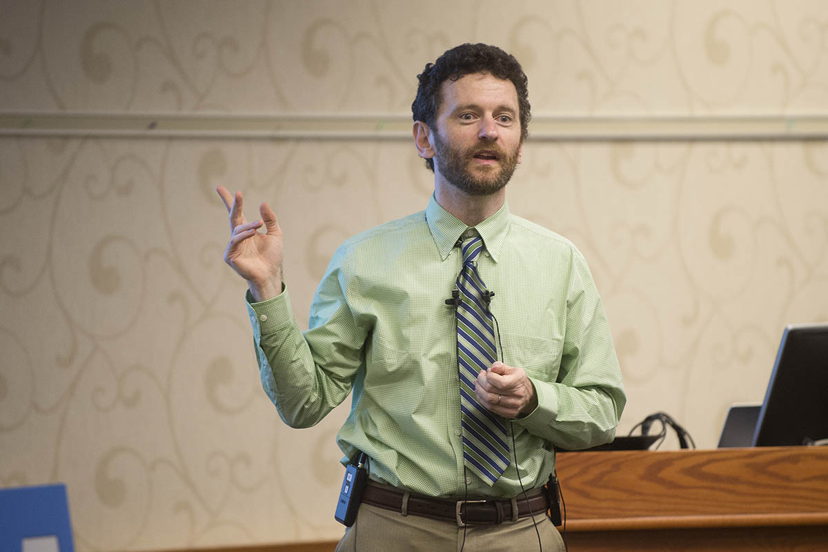 Alex Quinn, 'Beating AI at its own game with human computation'