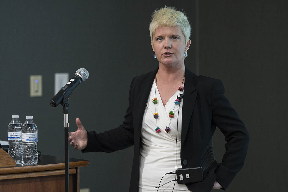 Mara Faccio, 'Political Determinants of Competition'