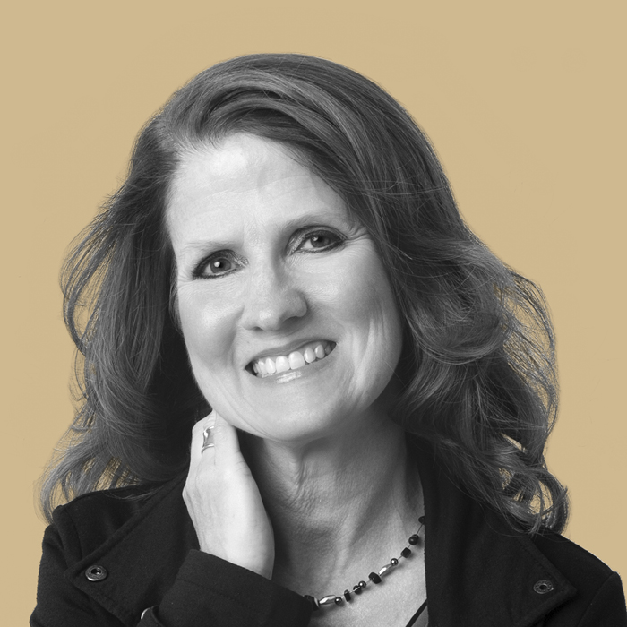 Cheryl Glotzbach headshot