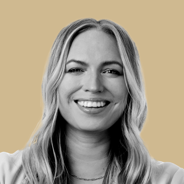 Elyse Boutall headshot