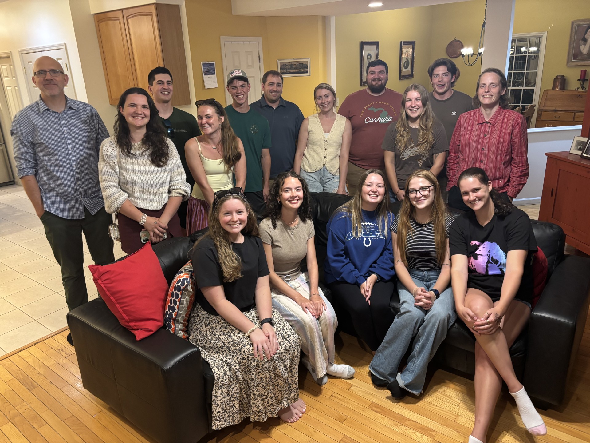 Hook lab group picture Aug 2026