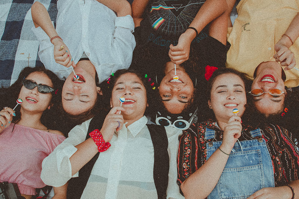 students eating candy together