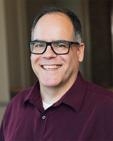 Alex Francis headshot