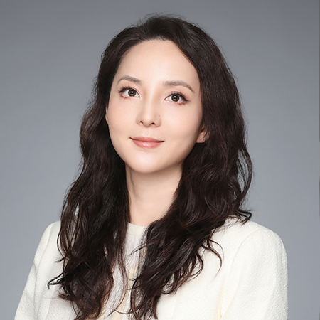 Qinglan "Priscilla" Ding headshot