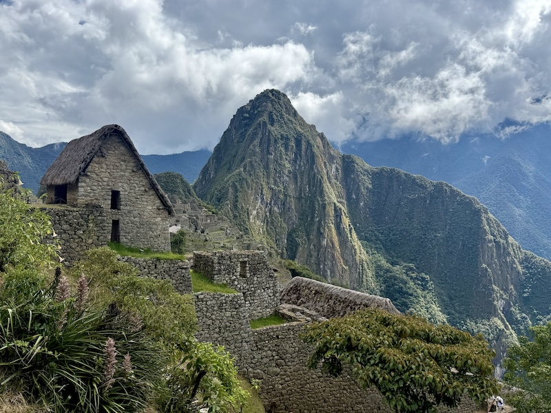 A photo of the Andes mountains in Peru