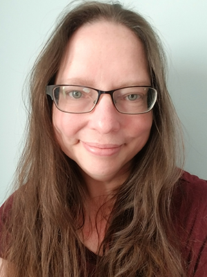 Ellen Wells headshot