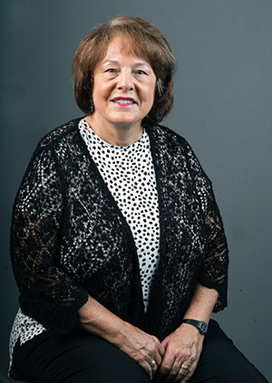 Linda Lee headshots