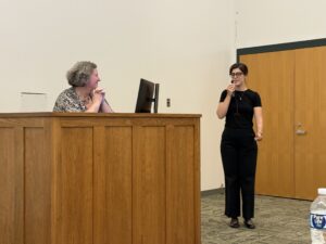 Vera Vukovic thanking Dr. Linda Prokopy for all her support of grad students.