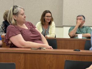 Audience giving remarks about Dr. Linda Prokopy's leadership.