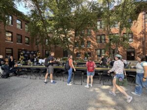 Students arriving for welcome back event.