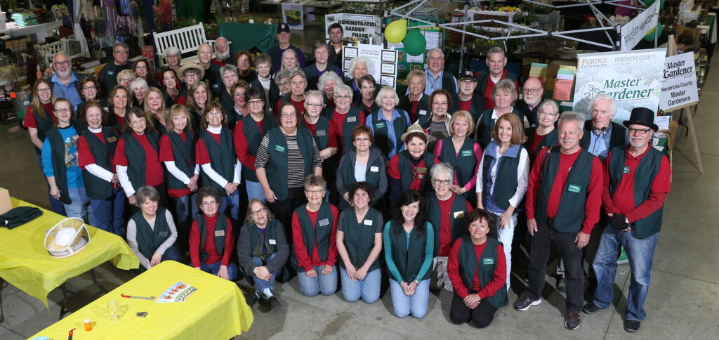 Hendricks County Master Gardeners posing for the camera.
