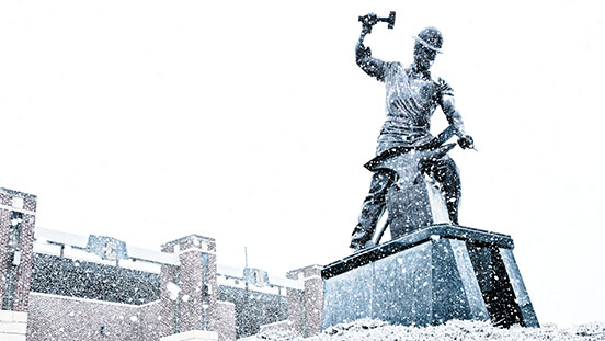 Snowy Boilermaker statue