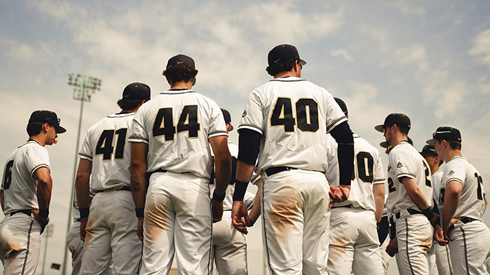 Players from the Purdue Boilermakers baseball team.