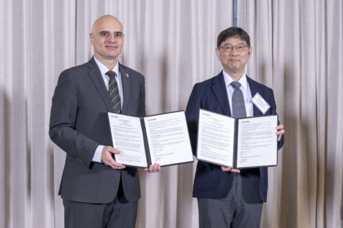 During the event, JETRO and Purdue University signed an MOU to expand U.S.-Japan collaboration across advanced technology fields, including semiconductors, quantum technologies, AI and advanced manufacturing.