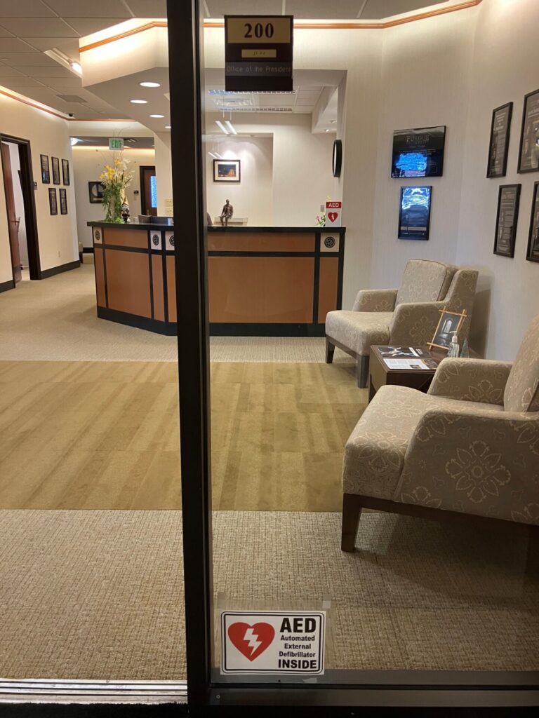 AAED location HOVD 200 Reception center