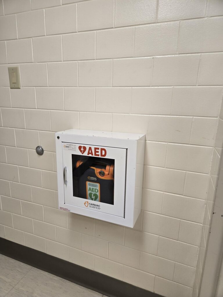 AED located on STON 1st Floor, across from elevator