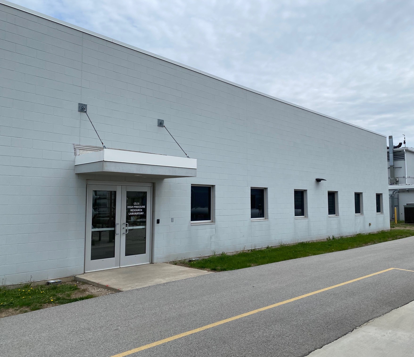 ZL3 exterior view, facing east