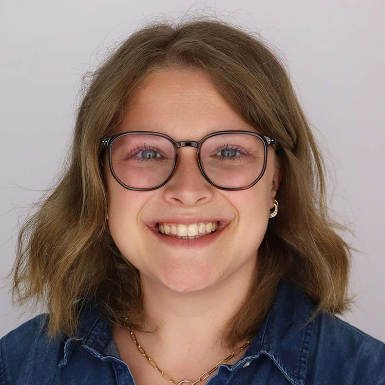 Carly Brown portrait