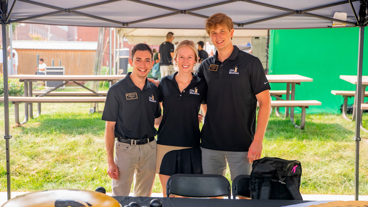 Old Master's student organization tabling at the AAARC Express Fest. 