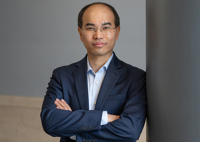 Tongcang Li receives Bement Award for innovative quantum research