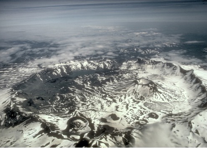 Ancient seams may guide how tectonic plates tear beneath Alaska