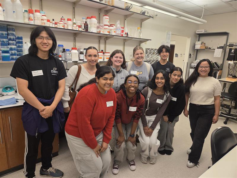 Students attending Dr. Bartlett's lab at a BYTES lab crawl.