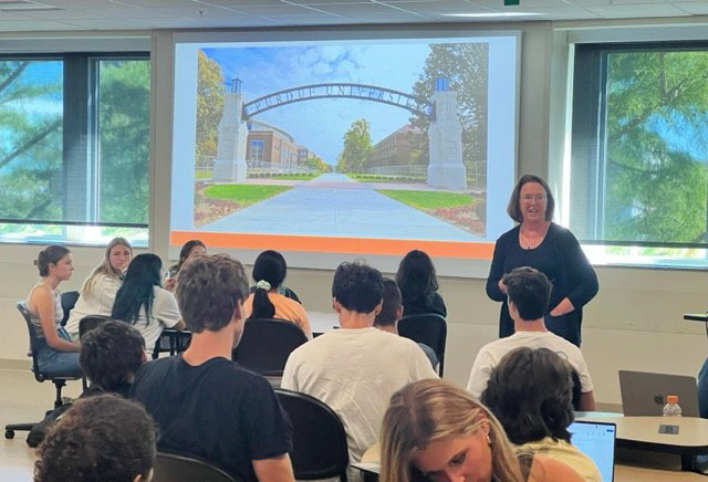 Young Institute Director, Liz Topp welcomes the 2023 Lilly Scholars to their Purdue semester with a lecture on “Careers in pharmaceutical biotechnology”.