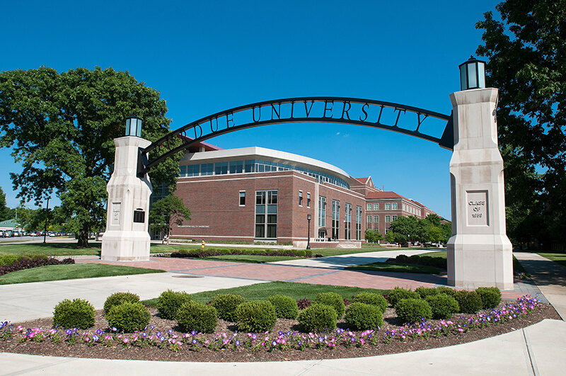 Purdue's Gateway to the Future (arch)