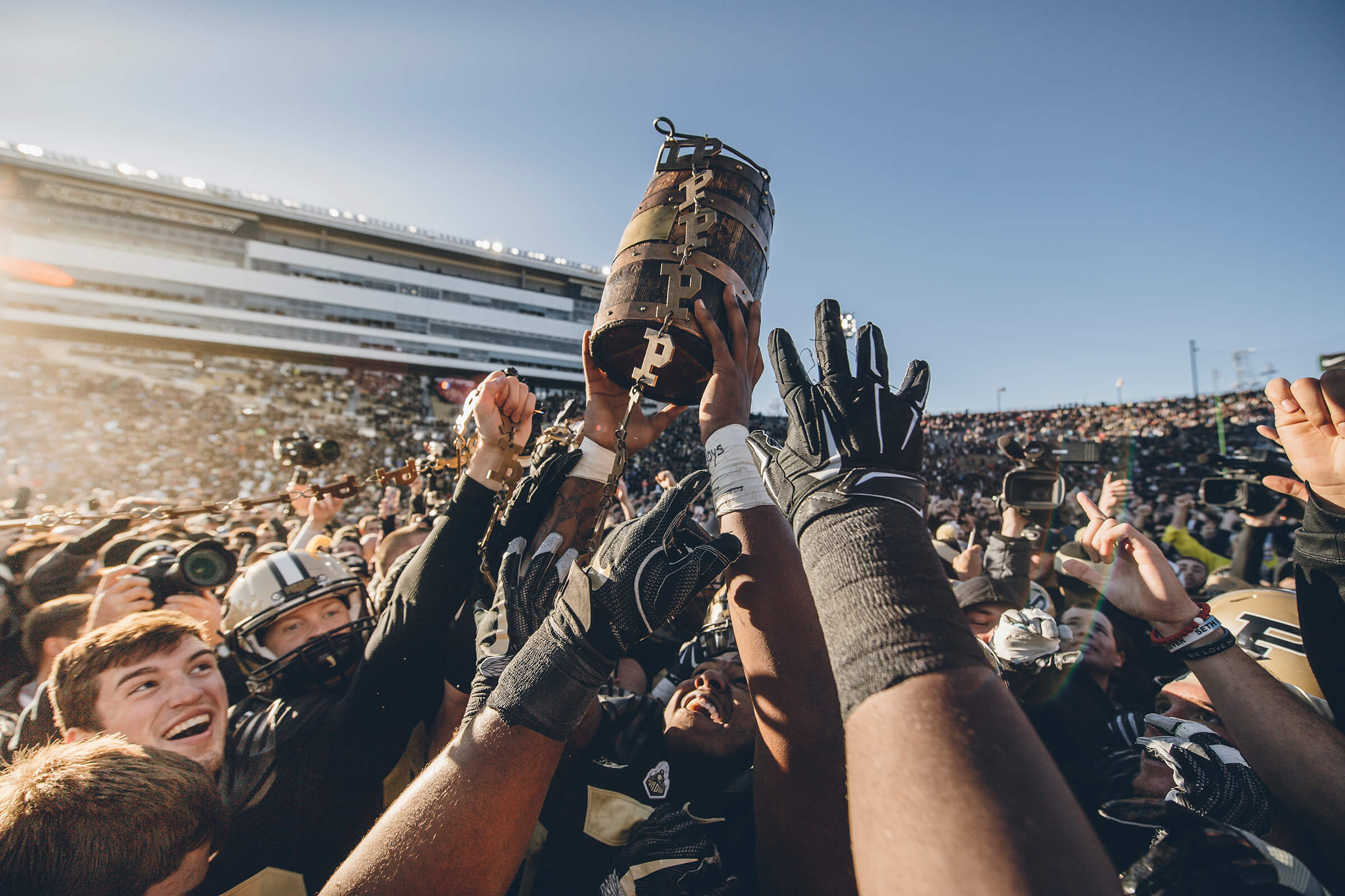 pt-old-oaken-bucket.jpg