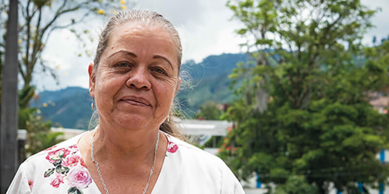 Female Colombian coffee farmers demonstrate resiliency against climate change in 'Unseen Guardians' photo exhibit - Vimarsana News