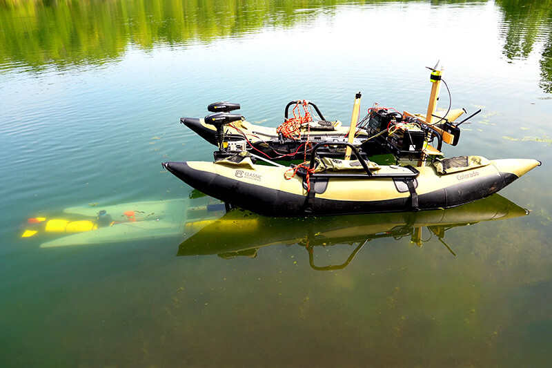 Docked autonomous underwater vehicle