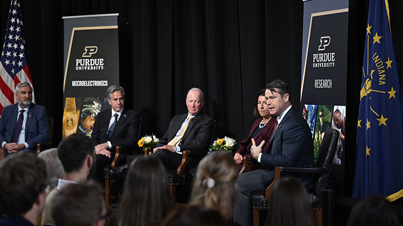 Secretaries of State, Commerce discuss efforts to build a U.S microelectronics ecosystem - Vimarsana News