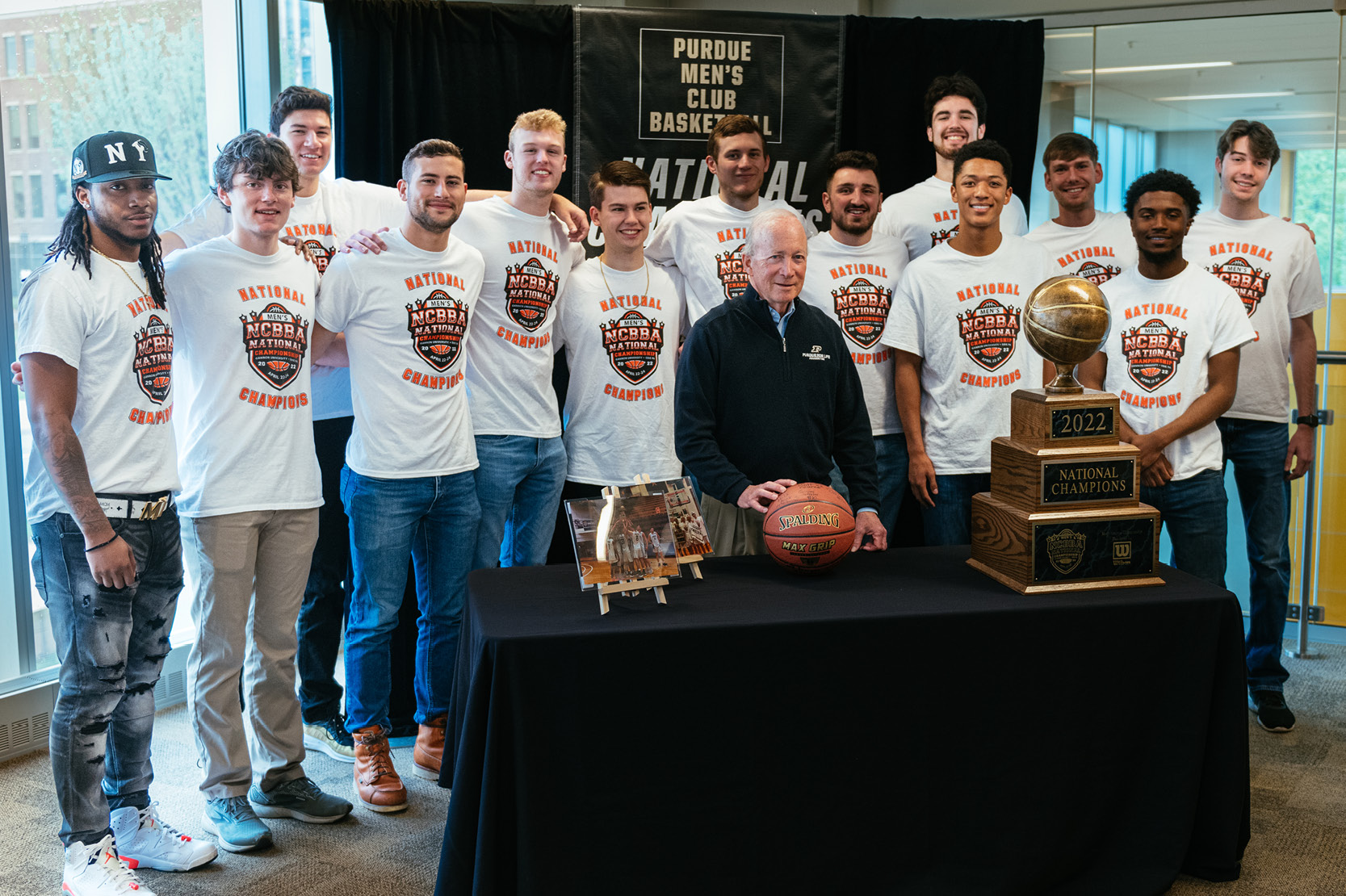 Basketball team with Mitch Daniels