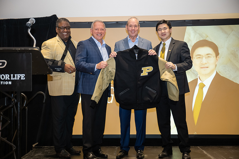 pt-baseball-houston-800x533