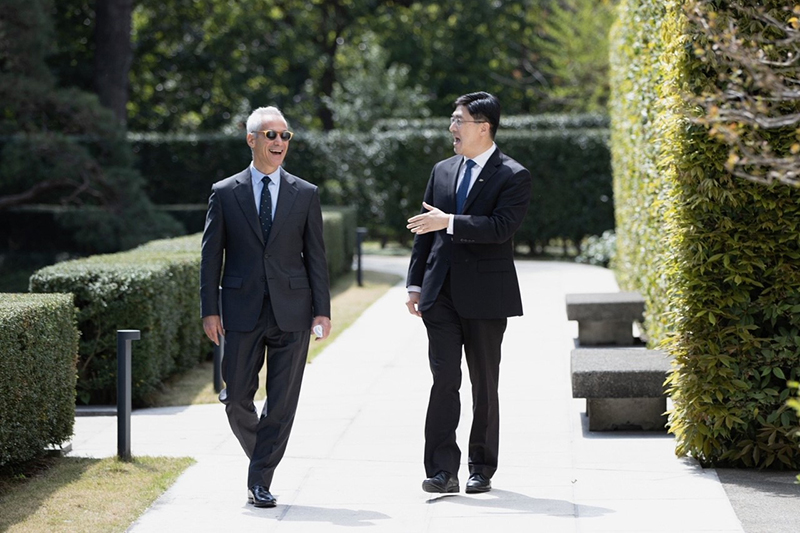 Mung Chiang with Rahm Emanuel