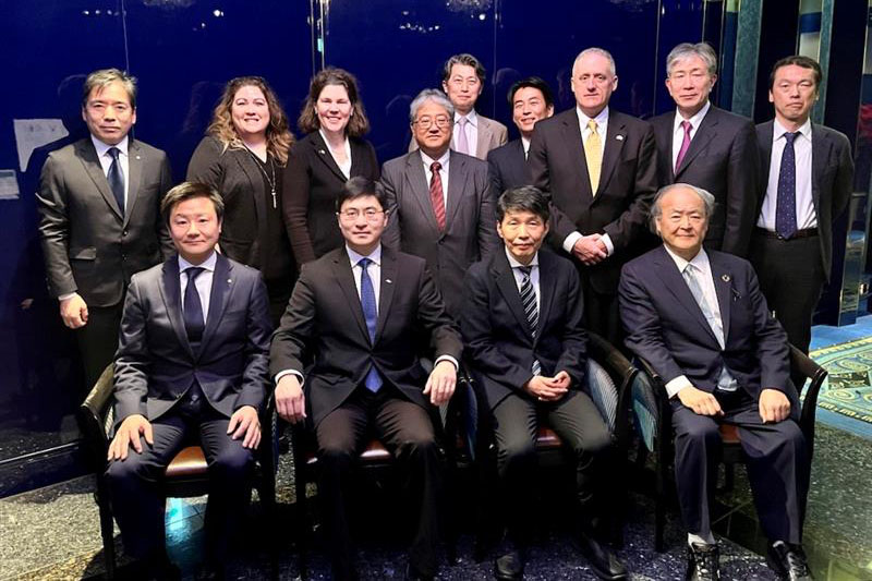 Purdue delegation with Gunma Prefecture delegation led by Governor Ichita Yamamoto