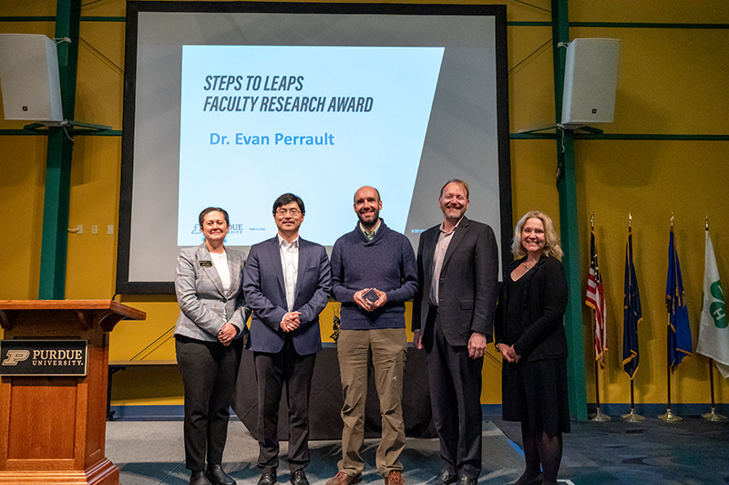 pt-stl-perrault-800x450