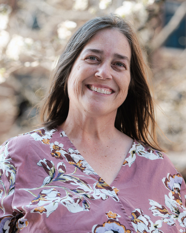 Photo of Leslie Fairchild